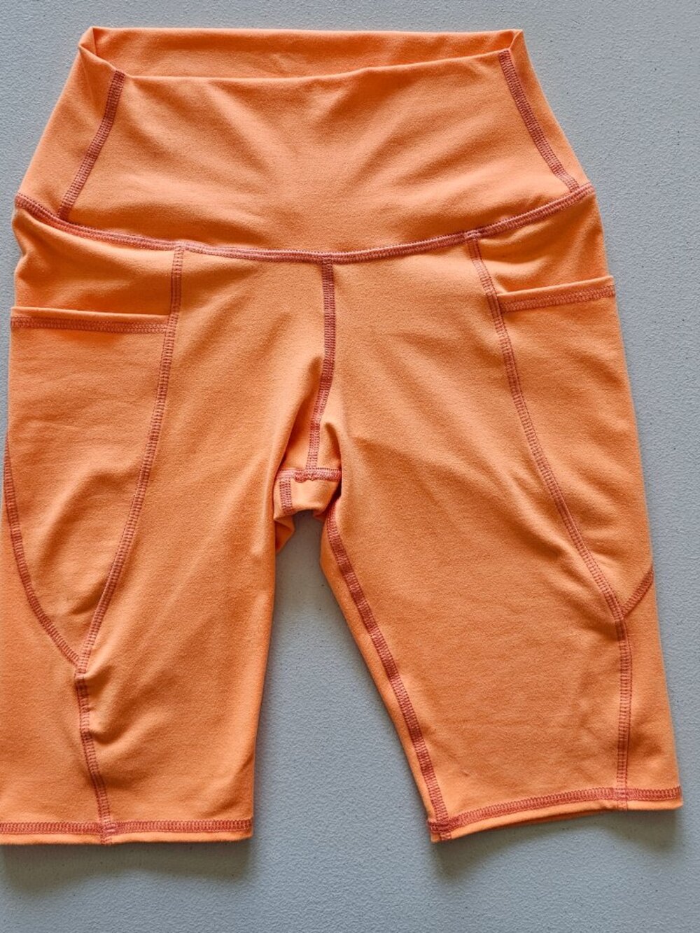 EVCR Orange Yoga Capri leggings w/ pockets | Size: M | Polyester/Spandex mix